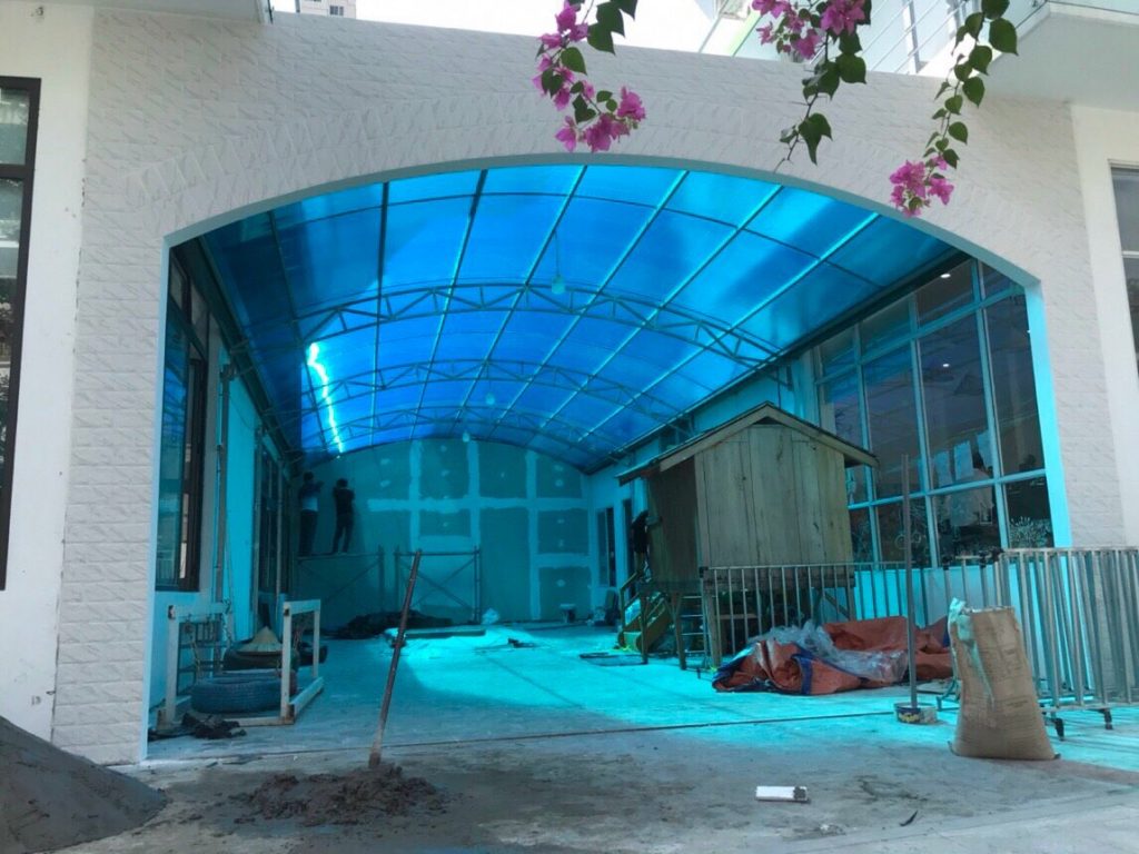 Tôn lấy sáng  Nhựa đặc dẻo – Nhựa rỗng dẻo